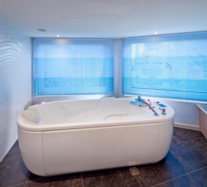 Logis Hotel Restaurant Muller Niederbronn-les-Bains Zewnętrze zdjęcie